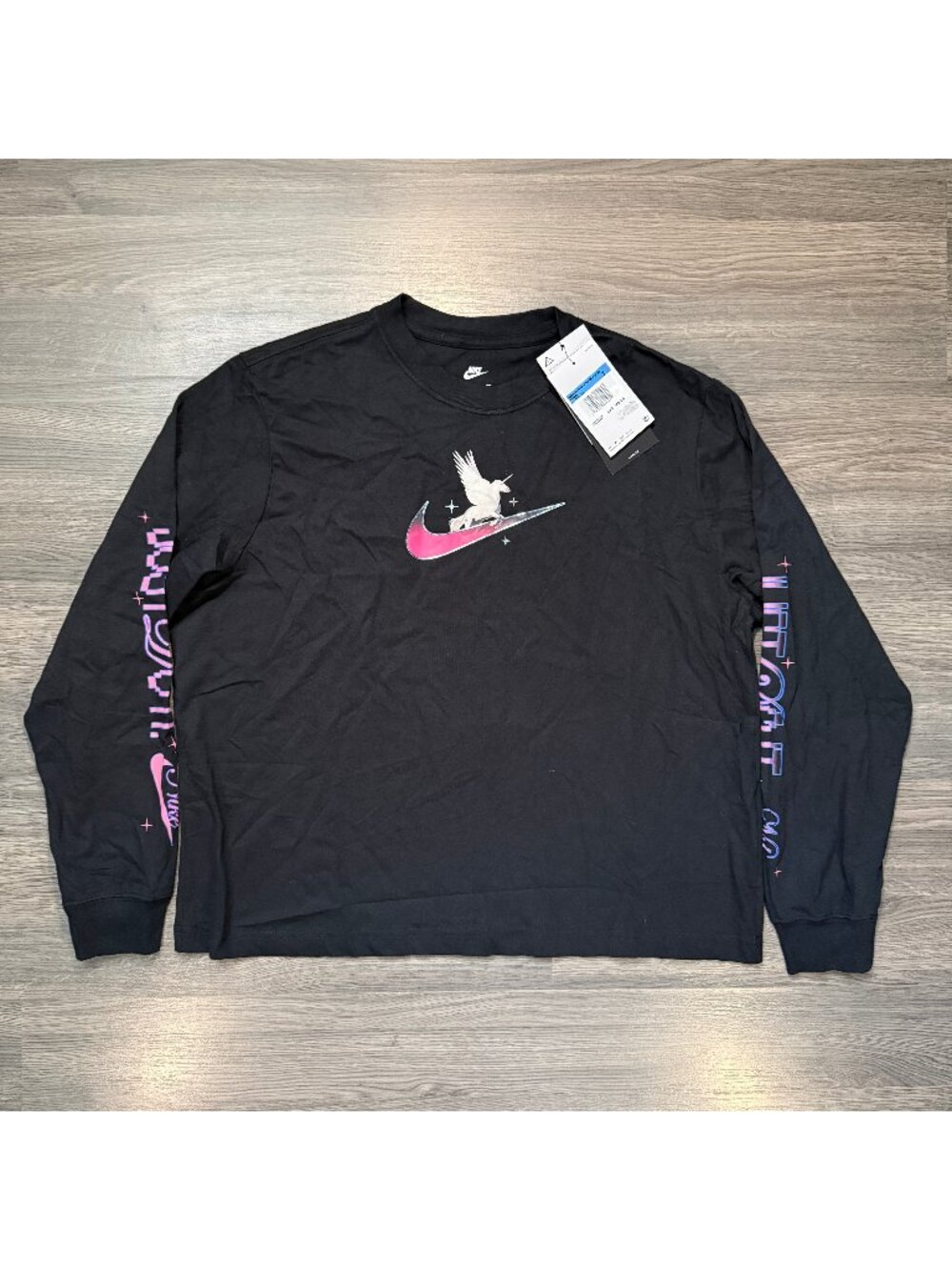 *NWT Nike Women's Sportswear Pegasus Long Sleeve - Black
